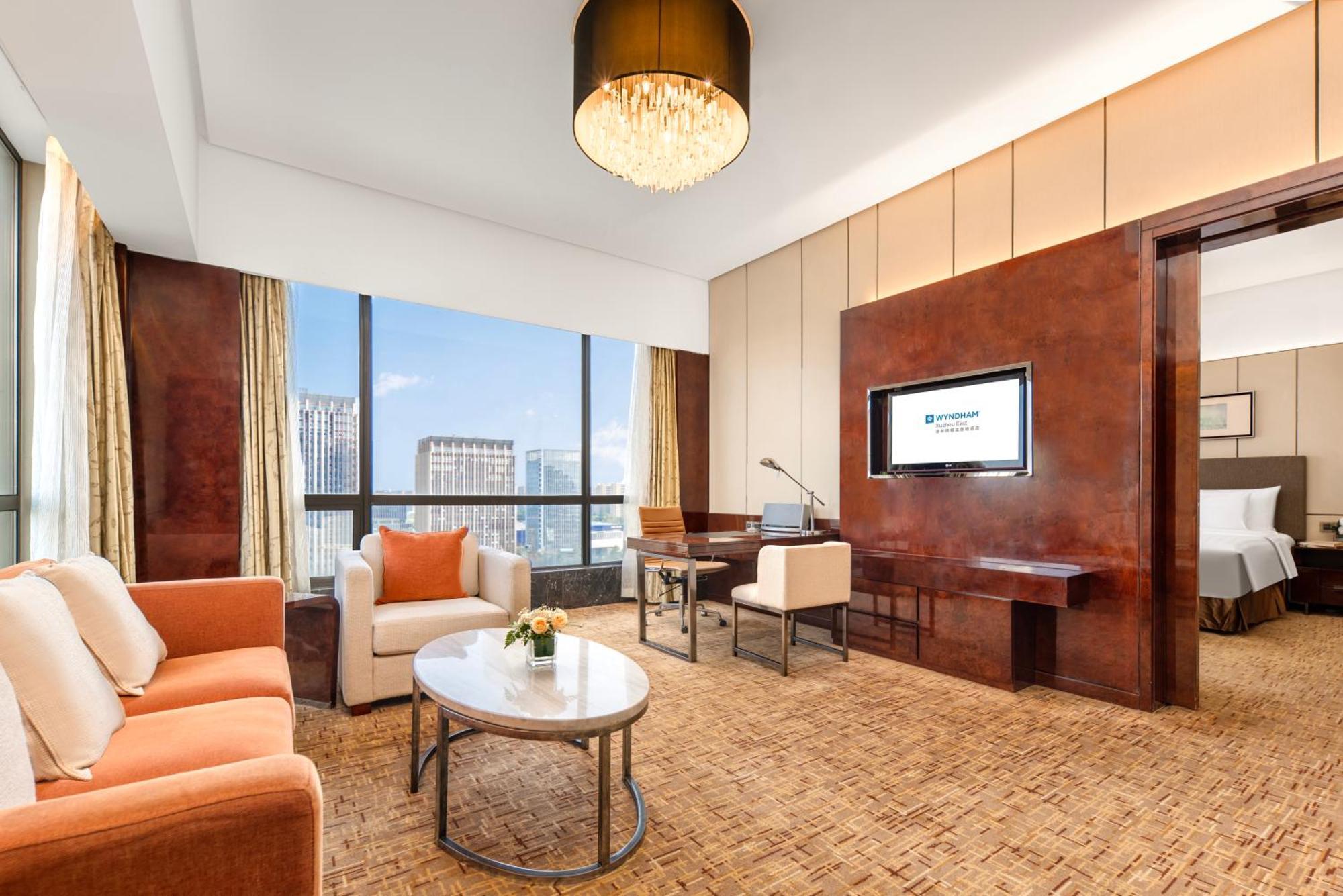 Wyndam Xuzhou East Hotel Екстериор снимка
