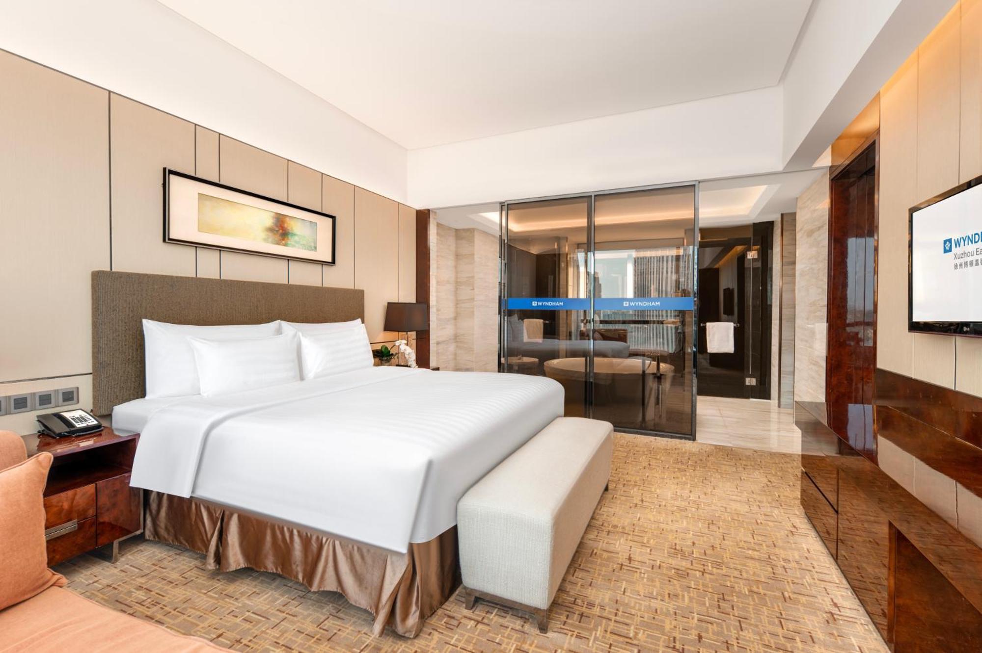 Wyndam Xuzhou East Hotel Екстериор снимка