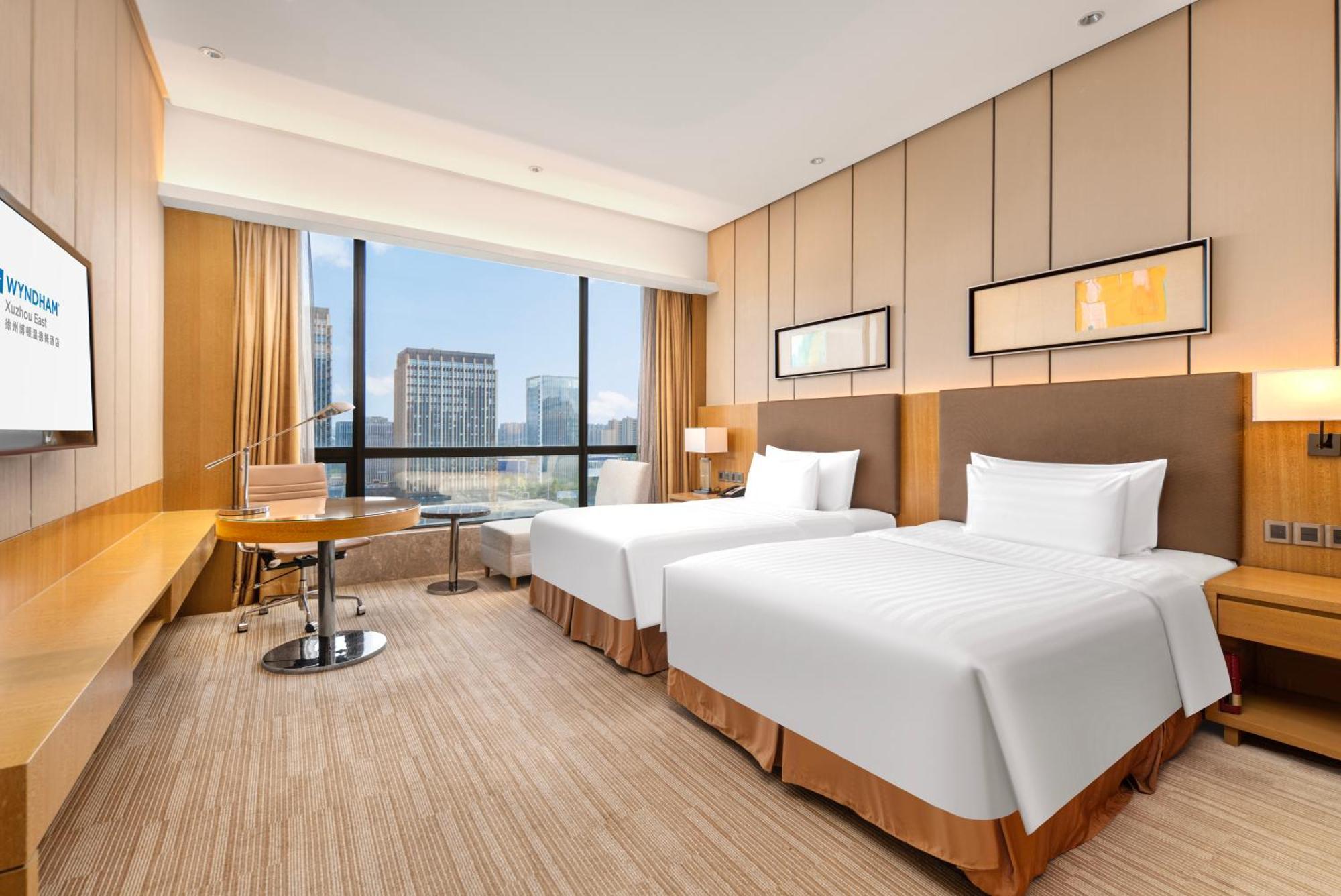 Wyndam Xuzhou East Hotel Екстериор снимка
