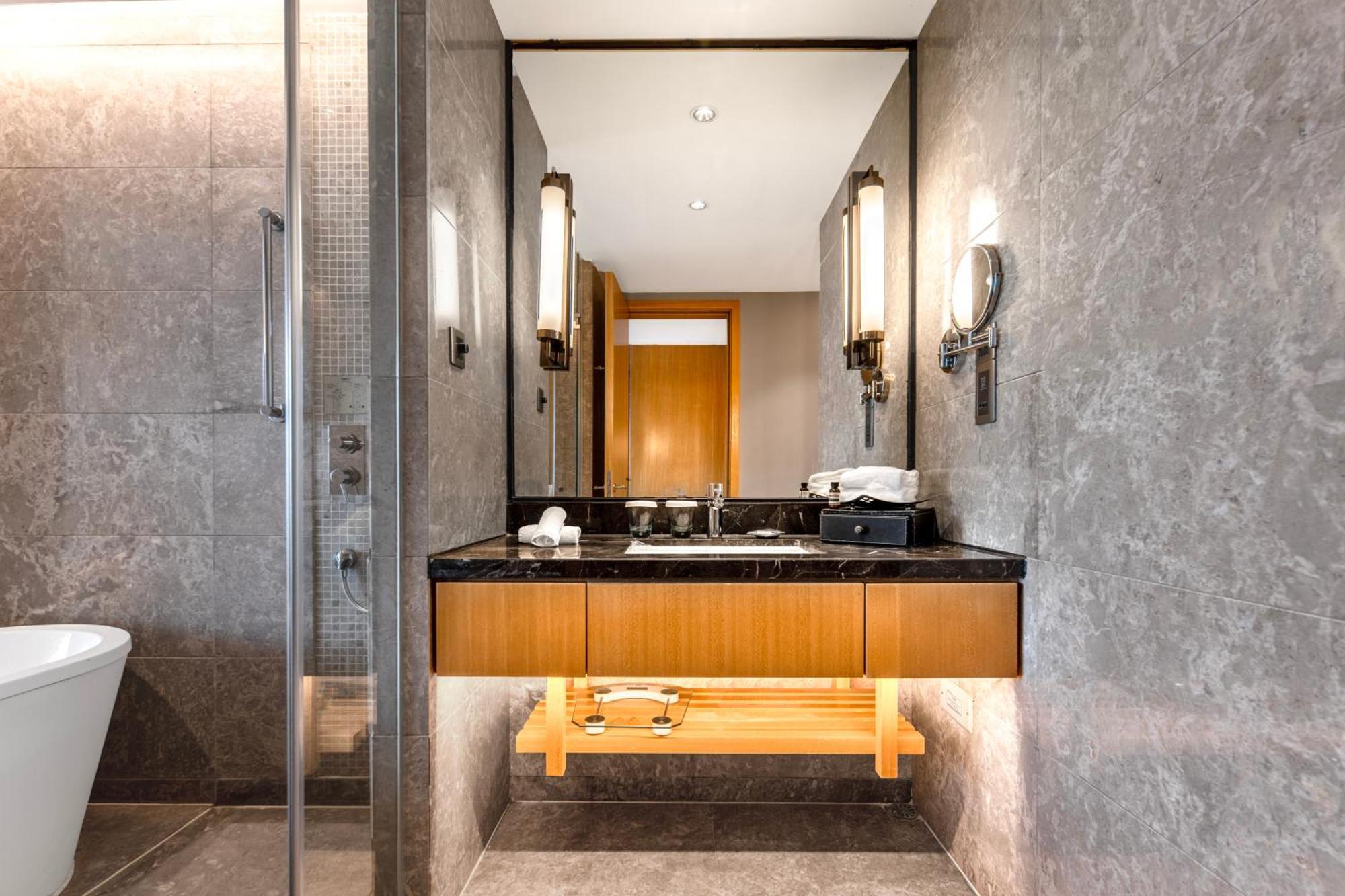 Wyndam Xuzhou East Hotel Екстериор снимка