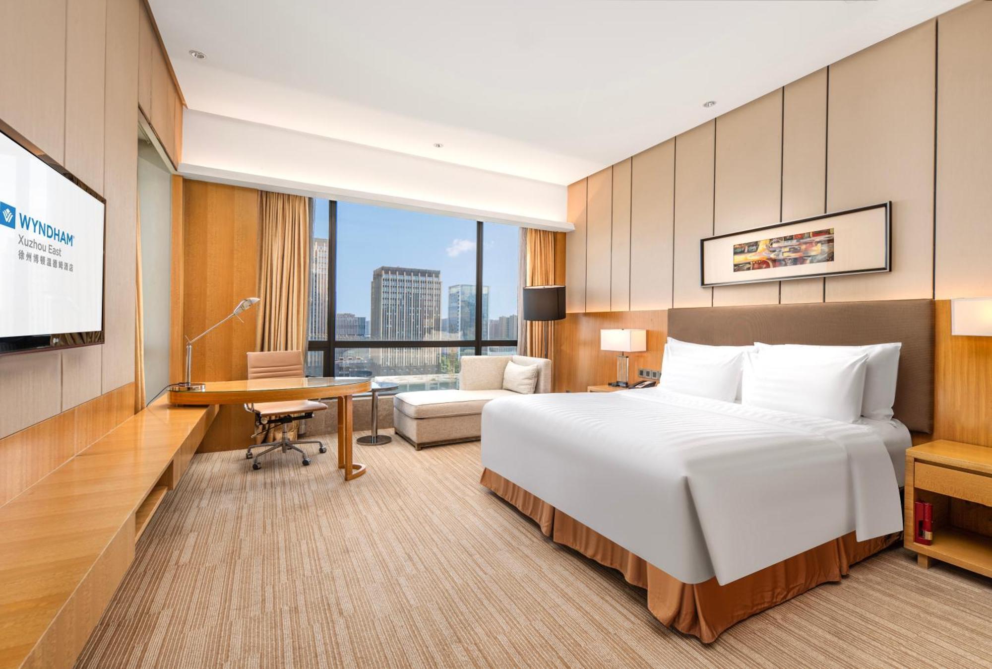 Wyndam Xuzhou East Hotel Екстериор снимка