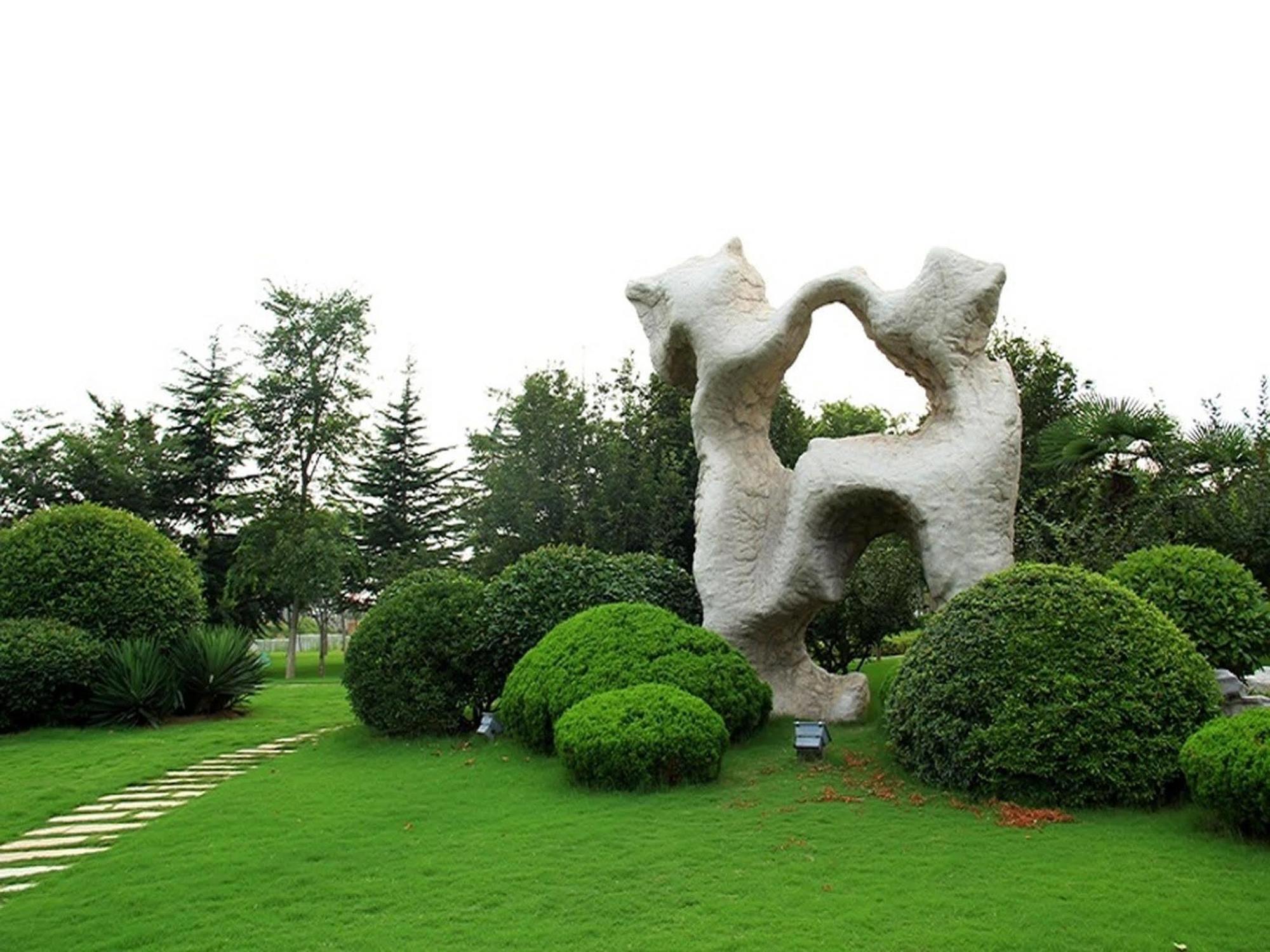Wyndam Xuzhou East Hotel Екстериор снимка